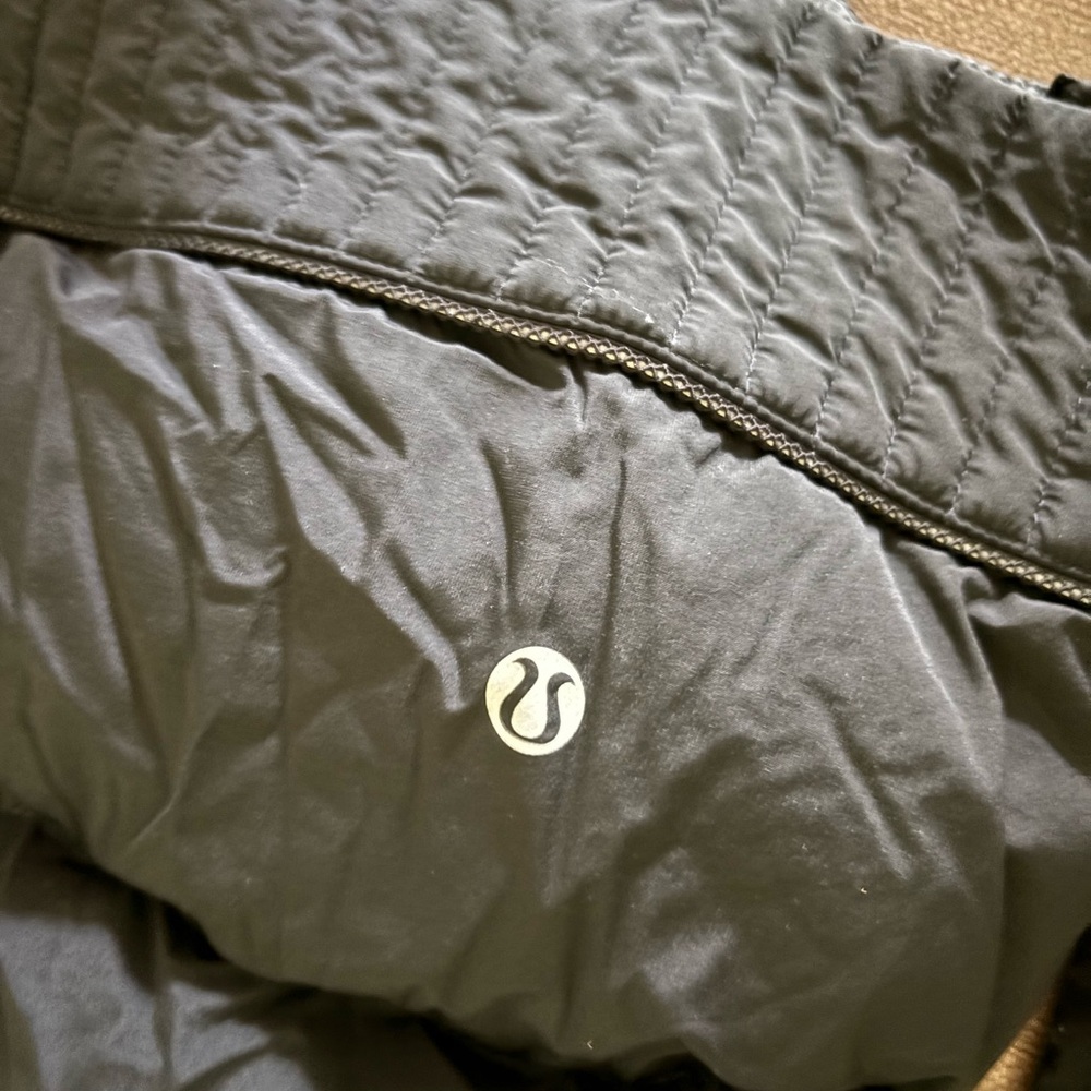 Lululemon Black Quilted Down Pullover - image 5
